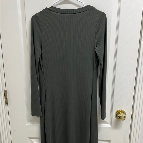 Chic Long Olive Green Cardigan - Picture 5 of 7